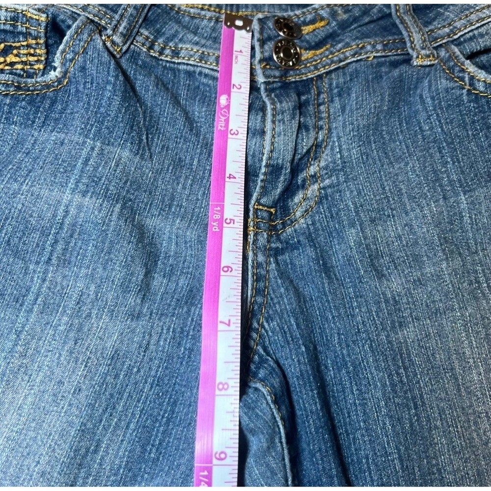 Vigoss Cuffed Hem Capri Jeans Womens Size 7 Blue Denim Distressed Casual - Picture 9 of 16